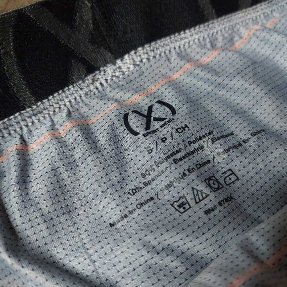 2(x)ist (X) Sport Mesh 6" Boxer Briefs 3-Pack- Small - Orange, Striped and Black - Picture 4 of 5